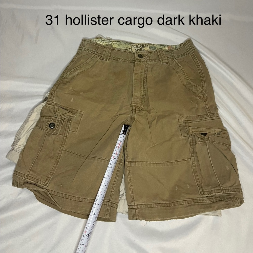 31 Hollister Vintage Cargo Shorts